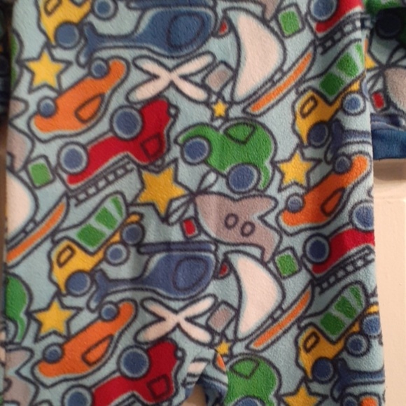 The childrens place 24 month or 2 t footed onsie - Picture 6 of 6